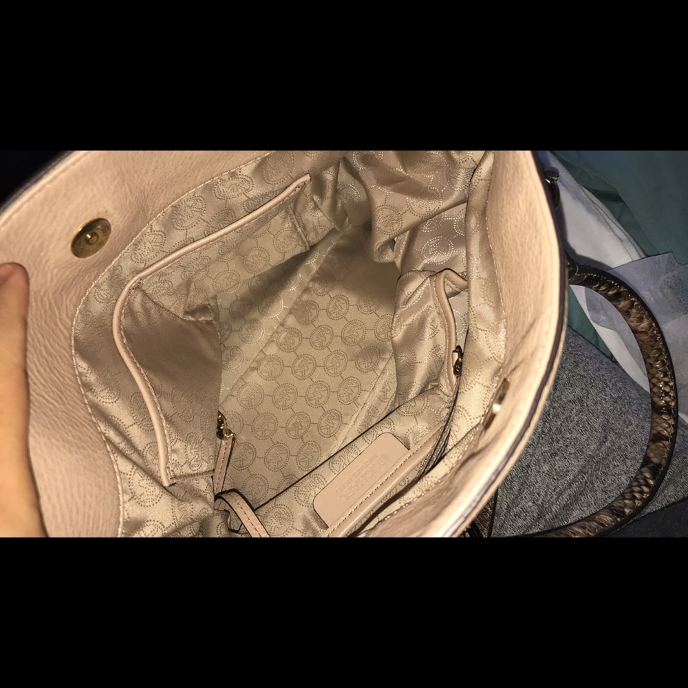 Micheal kors Hamilton east west tote